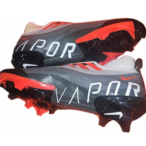 Nike Vapor Pro Edge Football Cleats - Picture 4 of 6